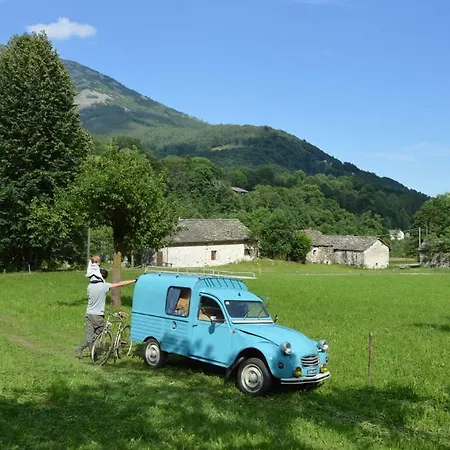Countryrooms Valchiusella Country house *